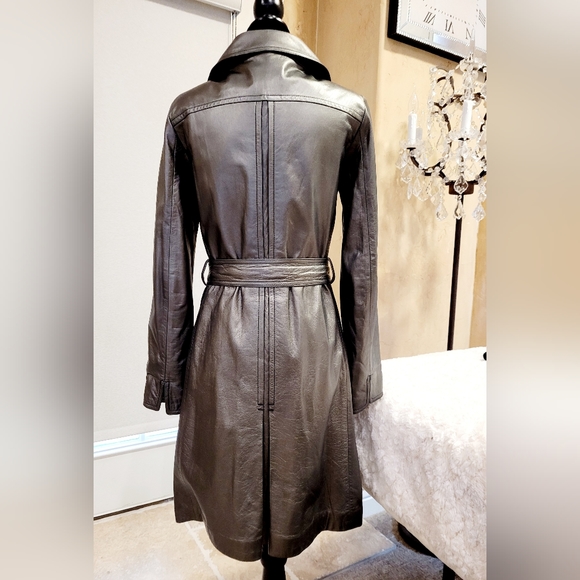 Elie Tahari Leather Coat, Unique, Pewter, Gunmetal Metallic, Silver Colors. XS. - Picture 9 of 11